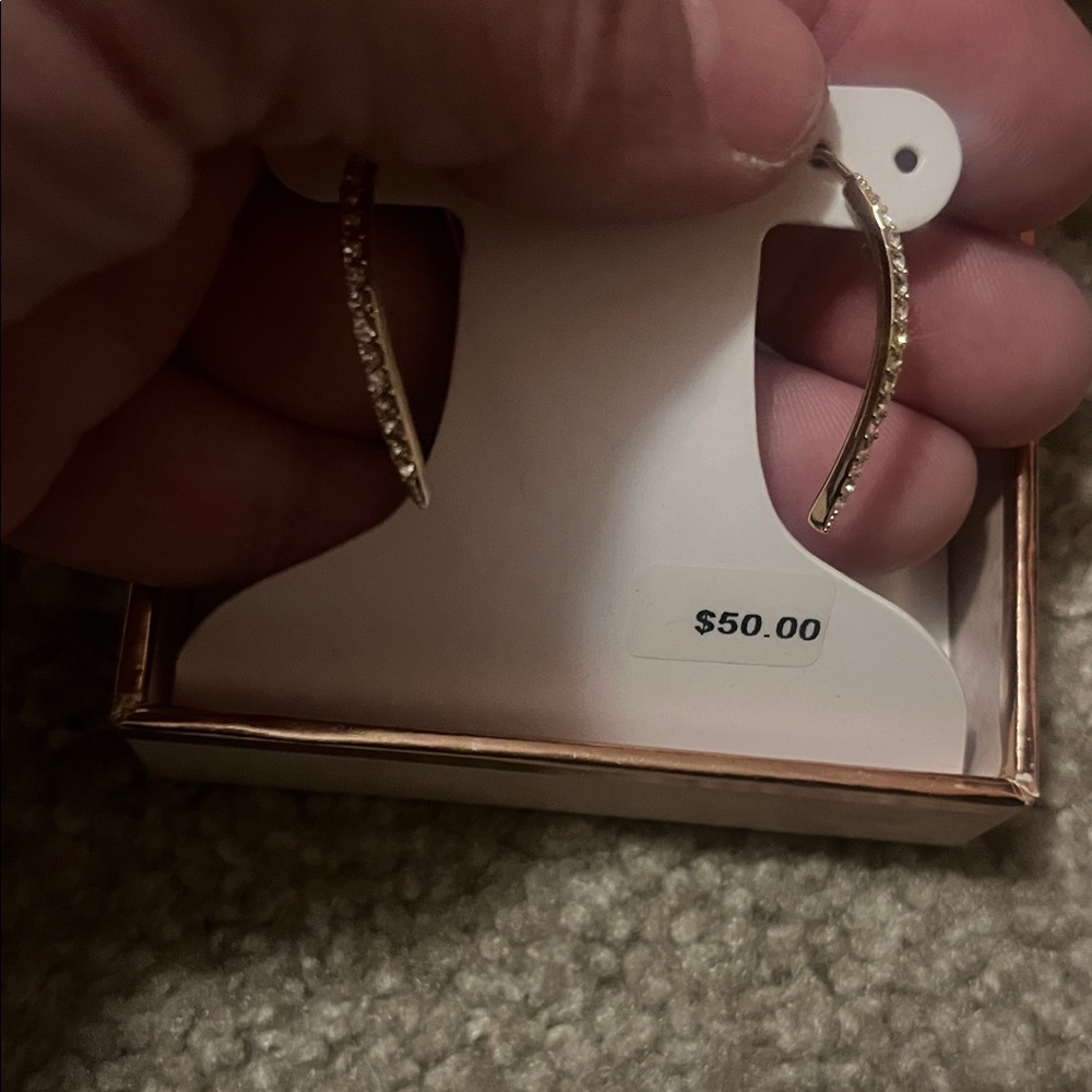Elegant Gold and Crystal  Earrings (with backs) $50 retail years ago. - Picture 6 of 8